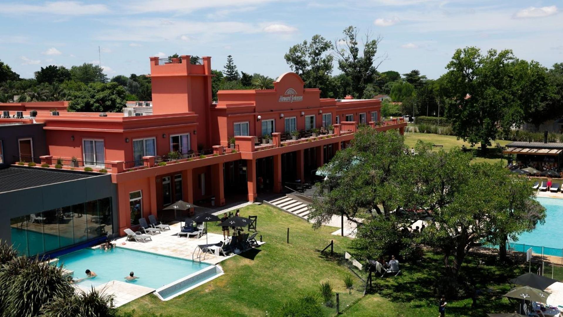 Howard Johnson Chascomús Buitenkant foto